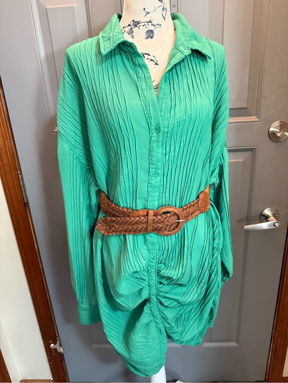 Crinkled collared button Shirt Dress-Kelly Green XXL sized (no belt)